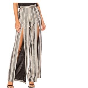 House of Harlow Pants